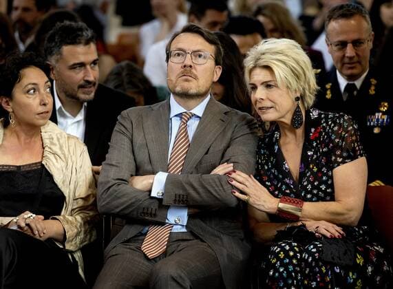 2022-05-14 16:00:05 AMSTERDAM - Prince Constantijn and Princess Laurentien during the presentation of the World Press Photo Contest 2022. The annual competition rewards photojournalists and documentary photographers for the best photos and visual stories made in the past year. KOEN VAN WEEL netherlands out - belgium out