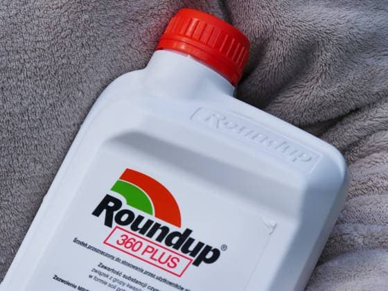Flasche Roundup Unkrautfrei in verschiedenen Versionen Roundup *** Bottle Roundup weed free in different versions Roundup
