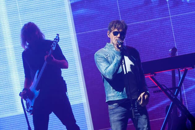 Sänger Morten Harket von der norwegischen Band A-ha bei ihrem Konzert in der Lanxess-Arena. Köln, 15.05.2022 NRW Deutschland Copyright: xChristophxHardtx