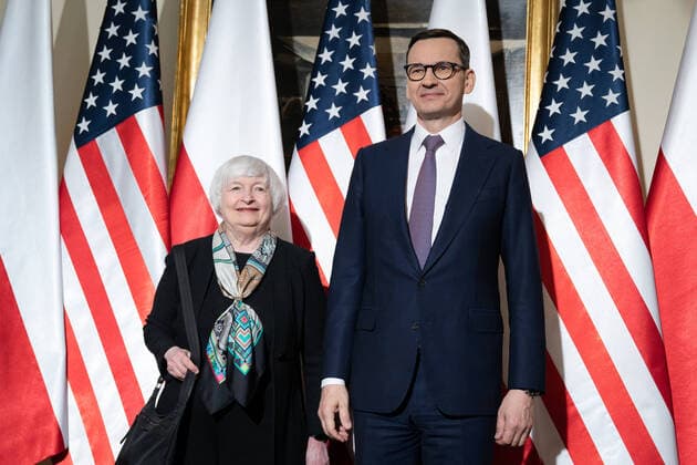 News Themen der Woche KW20 U.S. Treasury Secretary Visit Poland U.S. Treasury Secretary Janet Yellen meets Polish Prime Minister Mateusz Morawiecki at the Chancellery in Warsaw, Poland on May 16, 2022 Warsaw Mazovia Poland  Copyright: xMateuszxWlodarczykx originalFilename: wlodarczyk-ustreasu220516_nphOA.jpg