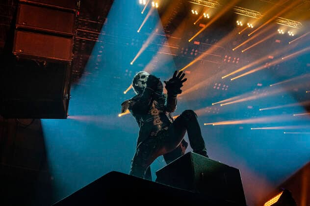 Tobias Forge von Ghost live bei einem Konzert der Imperator - Europe -Tour in der ZAG Arena. Hannover, 15.05.2022