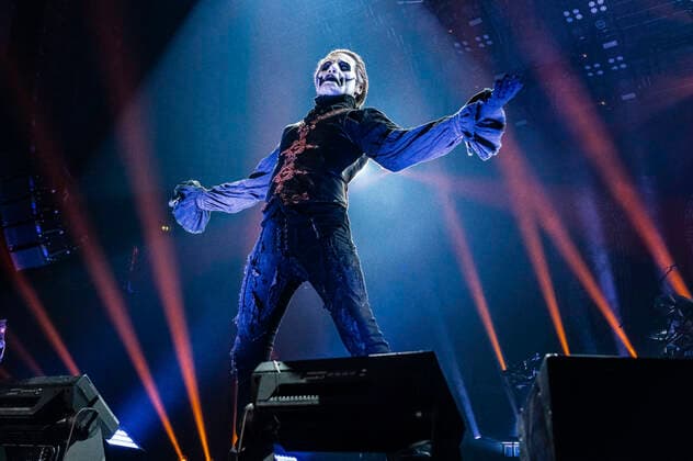Tobias Forge von Ghost live bei einem Konzert der Imperator - Europe -Tour in der ZAG Arena. Hannover, 15.05.2022