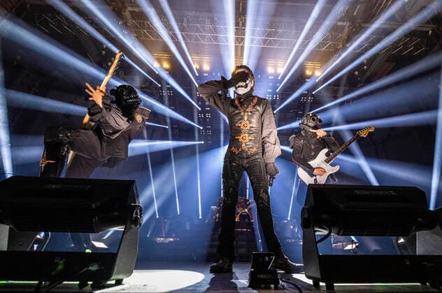 Tobias Forge und Nameless Ghouls von Ghost live bei einem Konzert der Imperator - Europe -Tour in der ZAG Arena. Hannover, 15.05.2022