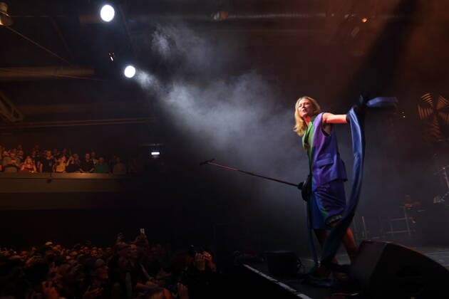 Roisin Murphy bei einem Konzert in der Columbiahalle in Berlin, 16. Mai 2022. Roisin Murphy Konzert Berlin