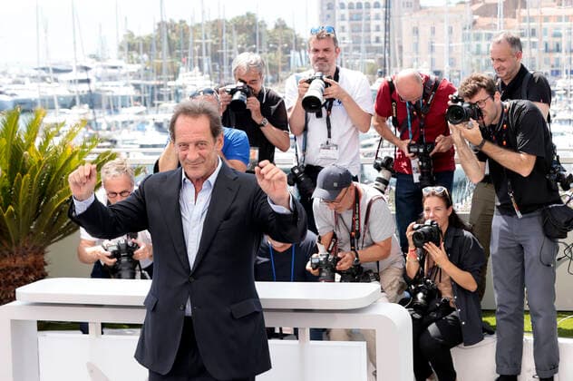 Vincent Lindon beim Photocall der internationalen Jury auf dem Festival de Cannes 2022 75. Internationale Filmfestspiele von Cannes am Palais des Festivals. Cannes, 17.05.2022