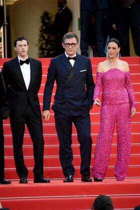 75th Cannes film festival 2022, Red carpet for the Opening Ceremony and ˜Coupez™ (Final cut) film premiere Pictured: Michel Hazanavicius, Berenice Bejo, Finnegan Oldfield  Copyright: xAlbertoxTerenghi Cannesx2022x xix xVenezia2020x