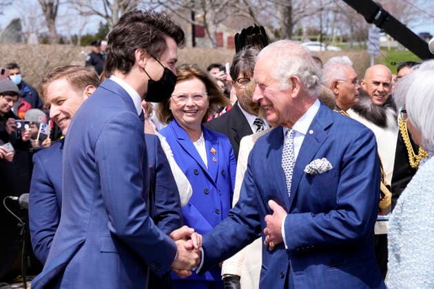 May 17, 2022, St. John s, NL, Canada: Prime Minister Justin Trudeau greets Prince Charles and Camilla, Duchess of Cornwall as they arrive in St. John s to begin a three-day Canadian tour, Tuesday, May 17, 2022. St. John s Canada  - ZUMAc35_ 20220517_zaf_c35_100 Copyright: xPaulxChiassonx