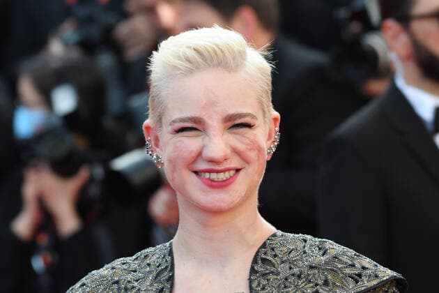 75th Cannes Film Festival 2022. Red Carpet Opening ceremony. Pictured: Bebe Vio  Copyright: xManuelexMangiarottix xipa-agencyx xVeneziax2020x