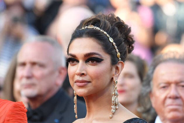 75th Cannes Film Festival 2022. Red Carpet Opening ceremony. Pictured: Deepika Padukone  Copyright: xManuelexMangiarottix xipa-agencyx xVeneziax2020x