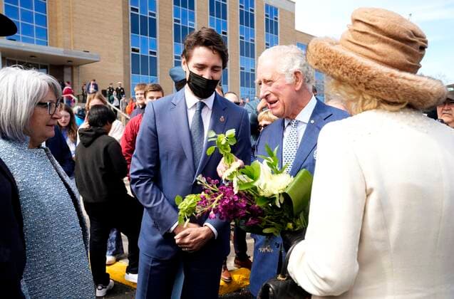 May 17, 2022, St. John s, NL, Canada: Prince Charles and Camilla, Duchess of Cornwall greet Canada™s Gov.-Gen. Mary Simon as Prime Minister Justin Trudeau looks on, in St. John™s, during the start a three-day Royal Canadian tour, Tuesday, May 17, 2022. St. John s Canada  - ZUMAc35_ 20220517_zaf_c35_135 Copyright: xPaulxChiassonx