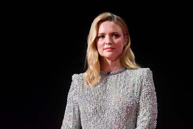 75eme Festival International du Film de Cannes. Ceremonie d ouverture. 75th International Cannes Film Festival. Opening ceremony 280250 2022-05-17 Cannes France Efira, Virginie  Copyright: xSergexArnalx xStarfacex STAR_280250_005