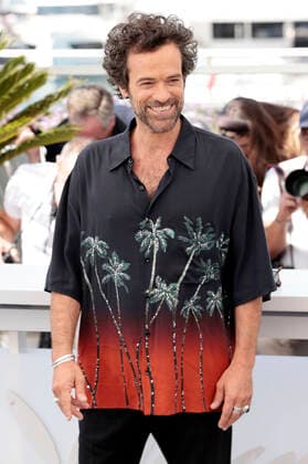 Romain Duris beim Photocall zum Kinofilm Coupez! Final Cut auf dem Festival de Cannes 2022 75. Internationale Filmfestspiele von Cannes im Palais des Festivals. Cannes, 18.05.2022