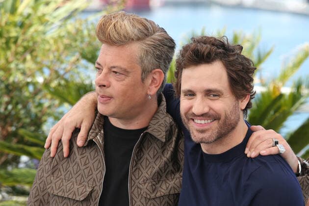 75eme Festival International du Film de Cannes. Photocall du jury Un Certain Regard. 75th Cannes Film Festival. Photocall of the jury Un certain regard . Benjamin Biolay and Edgar Ramirez. 280292 2022-05-18 Cannes France  Copyright: xIsabellexVautierx xStarfacex STAR_280292_017