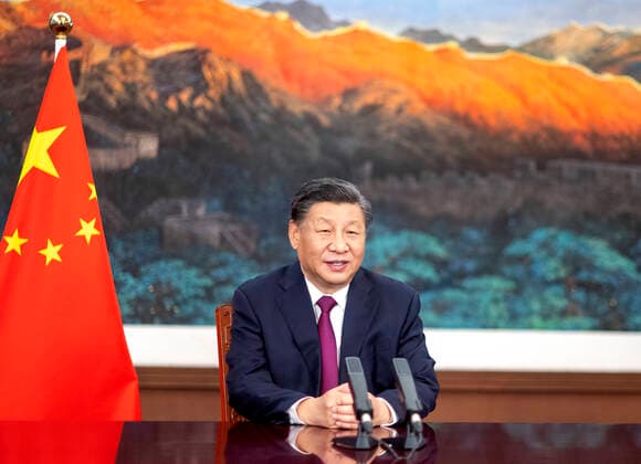News Themen der Woche KW20 News Bilder des Tages (220518) -- BEIJING, May 18, 2022 -- Chinese President Xi Jinping addresses the conference of the 70th anniversary of the China Council for the Promotion of International Trade and the Global Trade and Investment Promotion Summit via video link, May 18, 2022. ) CHINA-XI JINPING-CCPIT-70TH ANNIVERSARY-ADDRESS(CN) LixXueren 