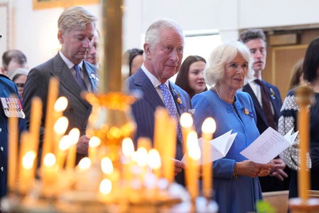 May 18, 2022, Ottawa, ON, Canada: Prince Charles and Camilla, Duchess of Cornwall, take part in a traditional prayer service at a Ukrainian church in Ottawa on their Canadian Royal Tour, Wednesday, May 18, 2022. Ottawa Canada  - ZUMAc35_ 20220518_zaf_c35_046 Copyright: xPaulxChiassonx