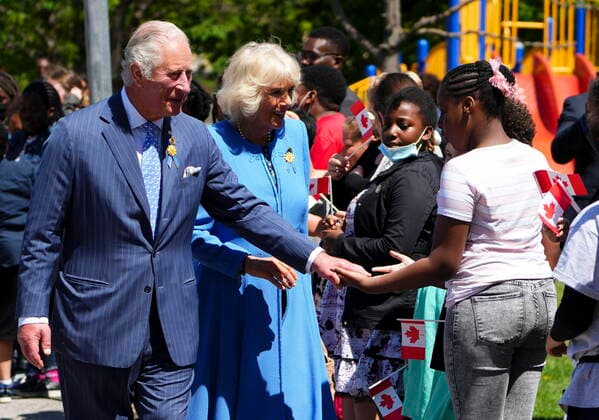 May 18, 2022, Ottawa, Ontario, Canada: Prince Charles and Camilla, Duchess of Cornwall, visit Assumption Catholic School in Ottawa, while on their 2022 Royal Tour to Canada on Wednesday May 18, 2022. Ottawa Canada  - ZUMAc35_ 20220518_zaf_c35_087 Copyright: xSeanxKilpatrickx