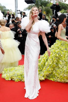 Toni Garrn bei der Premiere des Kinofilms Top Gun: Maverick auf dem Festival de Cannes 2022 75. Internationale Filmfestspiele von Cannes im Palais des Festivals. Cannes, 18.05.2022