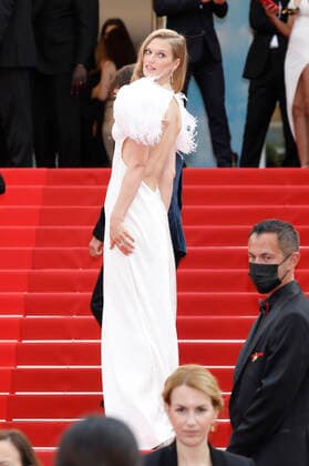 Toni Garrn bei der Premiere des Kinofilms Top Gun: Maverick auf dem Festival de Cannes 2022 75. Internationale Filmfestspiele von Cannes im Palais des Festivals. Cannes, 18.05.2022