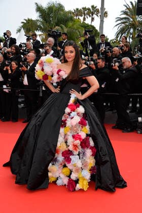 Aishwarya Rai Bachchan Premiere des Kinofilms Top Gun: Maverick auf dem Festival de Cannes 2022 75. Internationale Filmfestspiele von Cannes im Palais des Festivals Cannes 18. Mai 2022