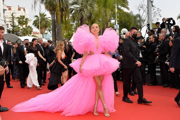 Leonie Hanne bei der Top Gun: Maverick Film Premiere am 18.05.2022 im Rahmen vom 75. Cannes Filmfestival in Cannes 75.Cannes Film Festival 2022 - Top Gun: Maverick Film Premiere