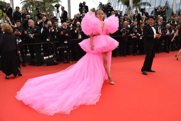 Leonie Hanne bei der Top Gun: Maverick Film Premiere am 18.05.2022 im Rahmen vom 75. Cannes Filmfestival in Cannes 75.Cannes Film Festival 2022 - Top Gun: Maverick Film Premiere