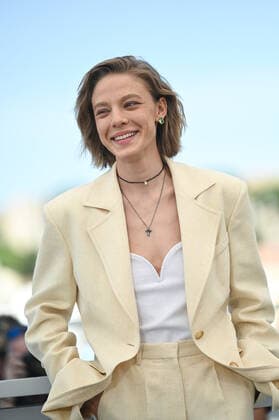 75eme Festival International du Film de Cannes. Photocall du film Tchaikovski s Wife . 75eme Festival International du Film de Cannes. Photocall du film Tchaikovski s Wife . Festival de Cannes 2022 - The 75th annual Cannes film festival 2022 in Cannes - France - photocall of Tchaikovski s Wife - Alena Mikhailova 280348 2022-05-19  Copyright: xLionelxGuericolas MPPx STAR_280348_006