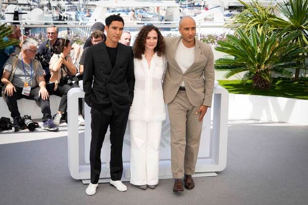 Foto IPP Daniele Cifala™ Cannes 19 05 2022 Harka Photocall - The 75th Annual Cannes Film Festival nella foto: Adam Bessa, Julie Viez and Lotfy Nathan Italy Photo Press - World Copyright