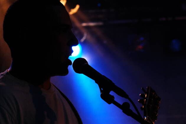 18.05.2022 - Gaswerk, Winterthur - SLOMOSA (N) live - Lead guitar and singer Benjamin Berdous Winterthur Gaswerk Zürich Schweiz Copyright: xSergioxBrunettix