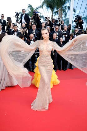 Lilly Krug bei der Premiere des Kinofilms Armageddon Time auf dem Festival de Cannes 2022 75. Internationale Filmfestspiele von Cannes im Palais des Festivals. Cannes, 19.05.2022