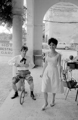 Jean-Paul Belmondo and Pascale Petit Jean-Paul Belmondo and Pascale Petit during the filming of Alberto Lattuada s The Novice July 1960 Jean-Paul Belmondo (born on the 9th April 1933), is a french actor in both cinema and theatre. He has also been a film producer and theatre director. Pascale Petit, her real name, Anne-Marie Petit, is a french actress born on the 27th February 1938, in Paris. Copyright: xLucxFournol Photo12x FRN11A00_221