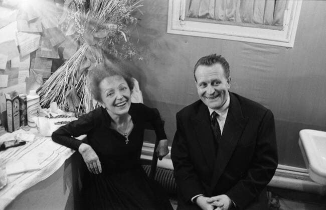 Edith Piaf and Lucien Vaimber Edith Piaf with Lucien Vaimber, her chiropractor, in the backstage of the Olympia in Paris. Januazy 13, 1961 Copyright: xLucxFournol Photo12x FRN13A00_012