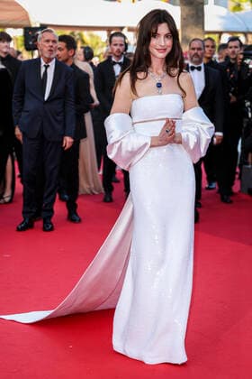 May 19, 2022, Cannes, France: Anne Hathaway attends the premiere of Armageddon Time during the 75th Annual Cannes Film Festival at Palais des Festivals in Cannes, France, on 19 May 2022. Photo: NO NETHERLAND SALES! Cannes France - ZUMAm179 20220519_zep_m179_025 Copyright: xAlecxMichaelx