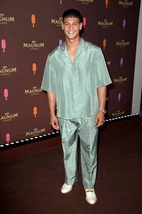 Emilio Sakraya bei der Magnum-Party während des Festival de Cannes 2022 75. Internationale Filmfestspiele von Cannes in der Magnum Beach Lounge. Cannes, 19.05.2022