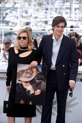 75th Cannes film festival 2022, Photocall film EO (Hi Han). Pictured: Lorenzo Zurzolo, Ewa Piaskowska  Copyright: xAlbertoxTerenghi Cannesx2022x xix xVenezia2020x