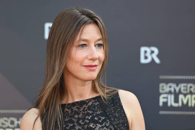 Johanna WOKALEK (Schauspielerin), Einzelbild,angeschnittenes Einzelmotiv, Portraet,Portrait,Porträt. Bayerischer Filmpreis 2021-Red Carpet,Roter Teppich, am 20.05.2022 im Prinzregententheater in Muenchen.