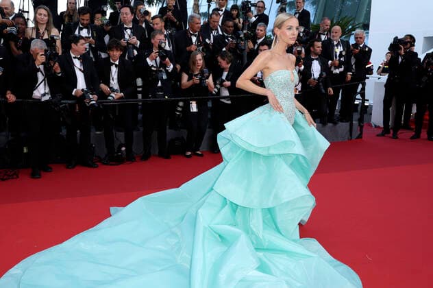 Leonie Hanne bei der Premiere des Kinofilms Three Thousand Years of Longing auf dem Festival de Cannes 2022 75. Internationale Filmfestspiele von Cannes im Palais des Festivals. Cannes, 20.05.2022
