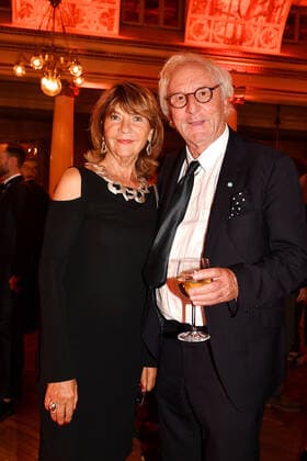 Günther Maria Halmer und seine Ehefrau Claudia Halmer bei der Verleihung Bayerischer Filmpreis 2022 am 20.05.2022 im Prinzregententheater in München Bayerischer Filmpreis 2022 in Muenchen