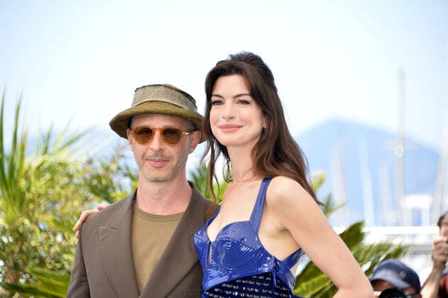 Anne Hathaway und Jeremy Strong Photocall Kinofilm Armageddon Time Festival de Cannes 2022 75. Internationale Filmfestspiele von Cannes Palais des Festivals Cannes 20. Mai 2022