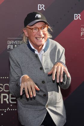 Verleihung des Bayerischen Filmpreises 2021 Komiker und Schauspieler Otto Waalkes auf dem roten Teppich. Verleihung des Bayerischen Filmpreises 2021 am 20.05.2022 im Prinzregententheater in München. Bayern, Deutschland.