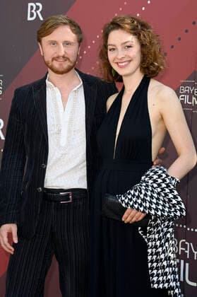 Michael Kranz und Maria Wördemann bei der Verleihung des 43. Bayerischen Filmpreises 2021 im Prinzregententheater. München, 20.05.2022