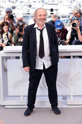 Arnaud Desplechin beim Photocall zum Kinofilm Brother and Sister Frere et soeur auf dem Festival de Cannes 2022 75. Internationale Filmfestspiele von Cannes am Palais des Festivals. Cannes, 21.05.2022
