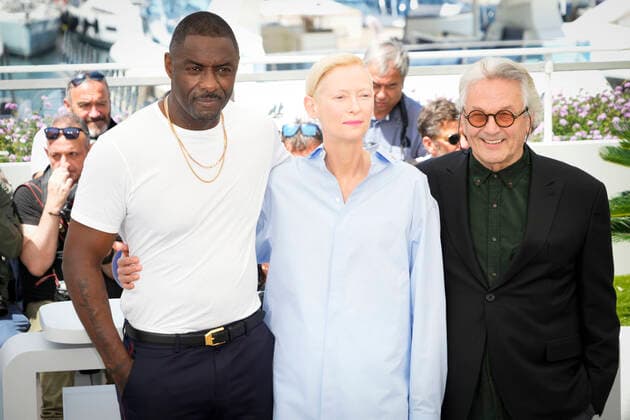 Foto IPP Daniele Cifala™ Cannes 21 05 2022 Three Thousand Years Of Longing (Trois Mille Ans A T Attendre) Photocall - The 75th Annual Cannes Film Festival nella foto: Director George Miller, Tilda Swinton and Idris Elba Italy Photo Press - World Copyright