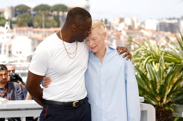 Idris Elba und Tilda Swinton beim Photocall zum Kinofilm Three Thousand Years of Longing auf dem Festival de Cannes 2022 75. Internationale Filmfestspiele von Cannes am Palais des Festivals. Cannes, 21.06.2022