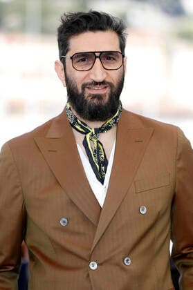 Fares Fares beim Photocall zum Kinofilm Boy from Heaven auf dem Festival de Cannes 2022 75. Internationale Filmfestspiele von Cannes am Palais des Festivals. Cannes, 21.05.2022