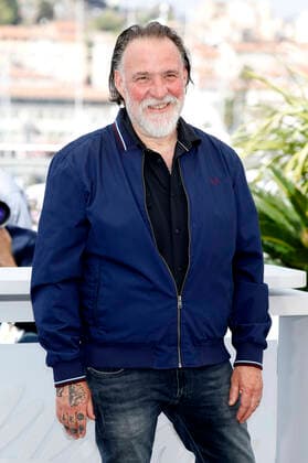 Bouli Lanners beim Photocall zum Kinofilm La nuit du 12 The Night of the 12th auf dem Festival de Cannes 2022 75. Internationale Filmfestspiele von Cannes am Palais des Festivals. Cannes, 21.05.2022