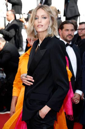 Anja Rubik bei der Premiere des Kinofilms Triangle of Sadness auf dem Festival de Cannes 2022 75. Internationale Filmfestspiele von Cannes im Palais des Festivals. Cannes, 21.05.2022