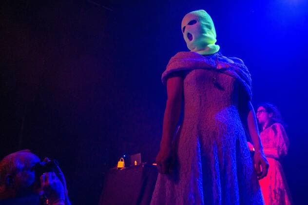 2022-05-21 20:46:51 AMSTERDAM - Band member Maria Alyotsjina, who escaped from Russia, during a concert by the Russian activist art collective Pussy Riot in the Q Factory. ANP EVERT ELZINGA netherlands out - belgium out