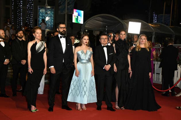 75th Cannes Film Festival 2022, red carpet film R.M.N . Pictured Maria-Victoria Dragus, Macrina Barladeanu, Cristian Mungiu, Judith State, Marin Grigore, Orsolya Moldovan  Copyright: xSimonexComix xipa-agency.netx xVeneziax2020x