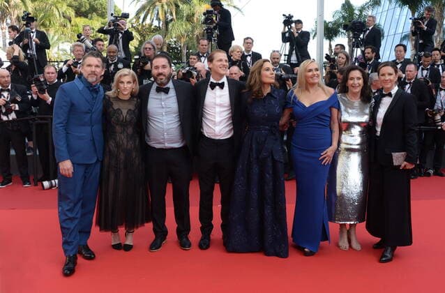May 21, 2022, CANNES, France: CANNES, FRANCE - MAY 21: Ethan Hawke, Ryan Hawke and Peter Elkind, Amy Entelis, and guests attend the screening of Triangle Of Sadness during the 75th annual Cannes film festival at Palais des Festivals on May 21, 2022 in Cannes, France. CANNES France - ZUMAi09_ 20220521_zaf_i09_022 Copyright: xFrederickxInjimbertx