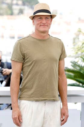 Woody Harrelson beim Photocall zum Kinofilm Triangle of Sadness auf dem Festival de Cannes 2022 75. Internationale Filmfestspiele von Cannes am Palais des Festivals. Cannes, 22.05.2022